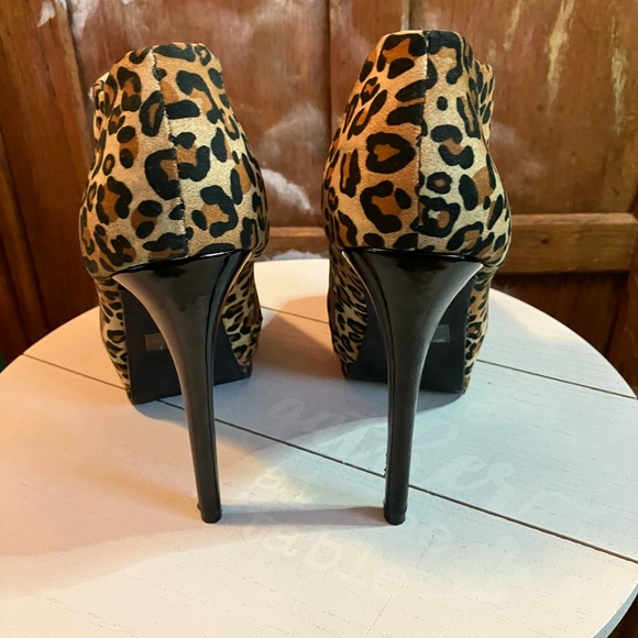 Charlotte Russe peep today leopard print platform stiletto. Size 10 - Picture 3 of 10